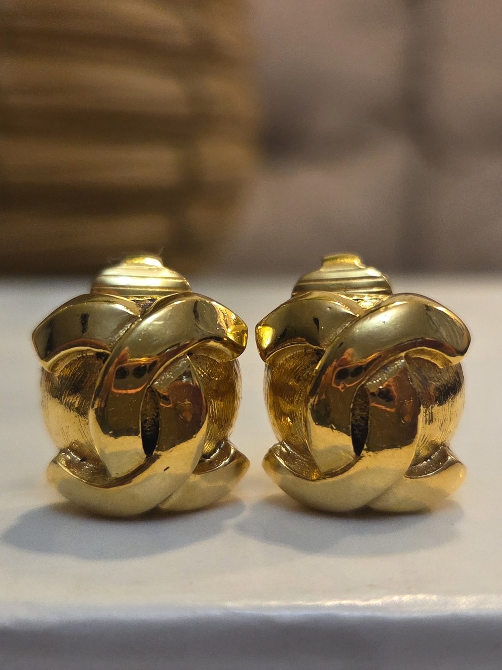 Gold-Tone CHANEL CC Clip-On Earrings - Women Jewelry VINTAGE AUTHENTIC